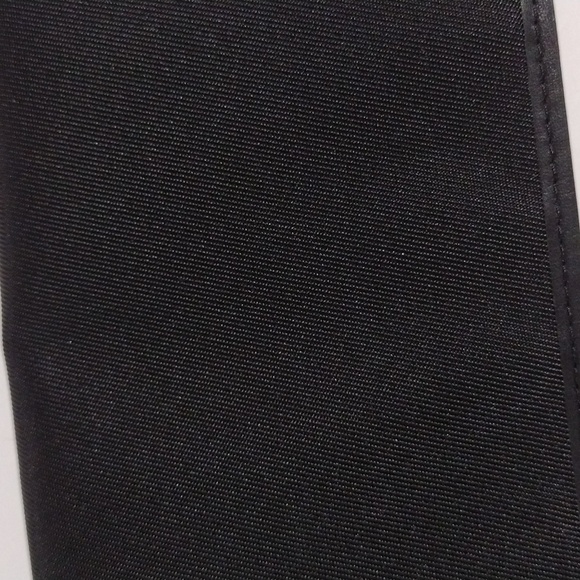 Luxury Black Leather Rémy Martin Wallet w/ Gold Corner Accents, Unisex Accessory - Picture 11 of 12